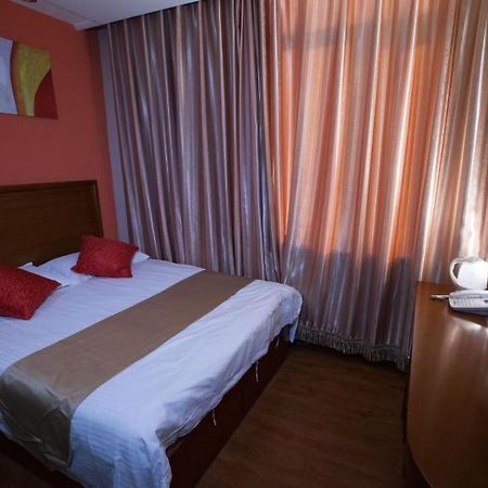 Shell Beijing Changping District Chengnan Community Nanhaozhuang Village Hotel Extérieur photo